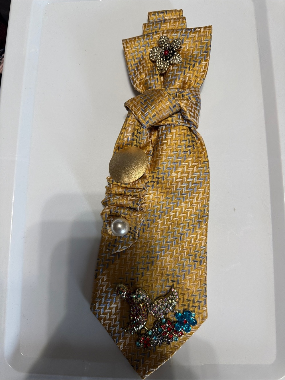 Embellished Yellow Fashion Tie Necklace- Unbranded